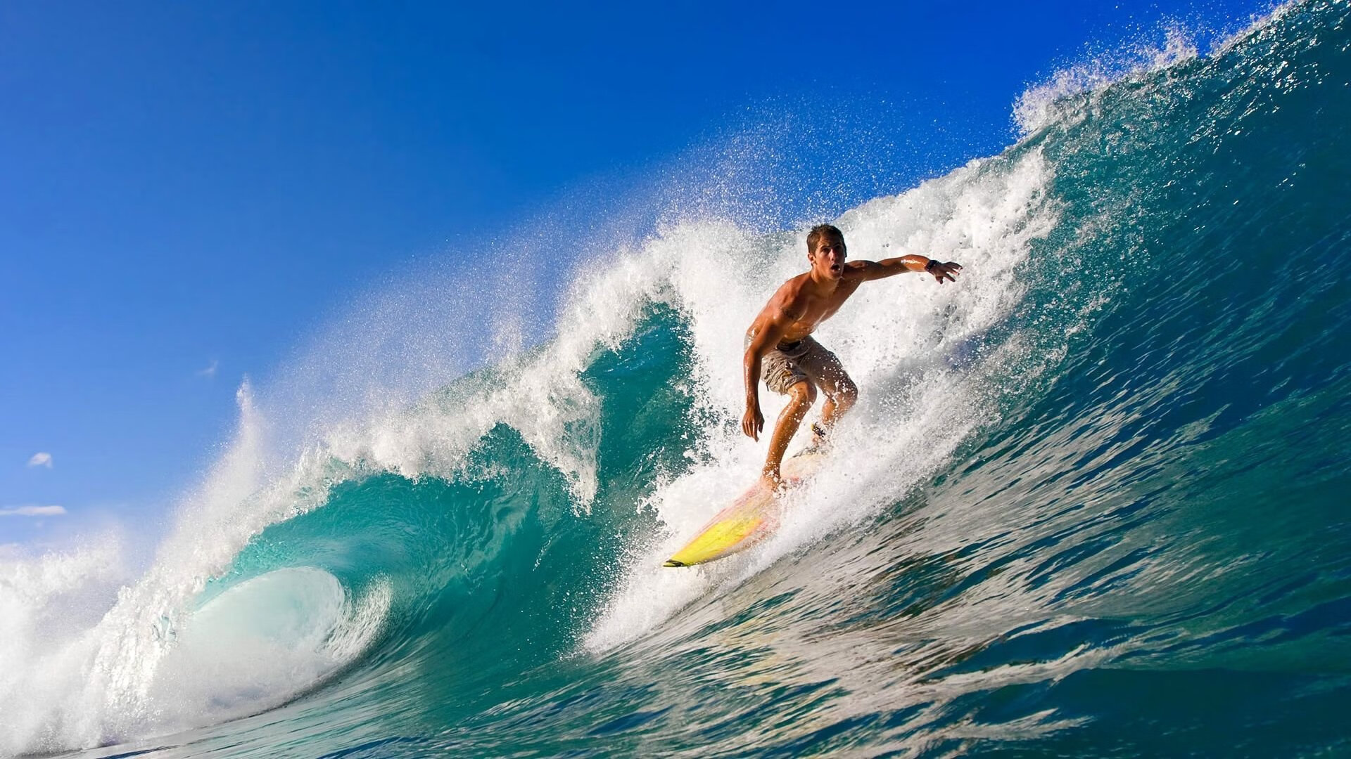 克劳利镇边路渗透，红魔军团积极抢分，克劳利魔法